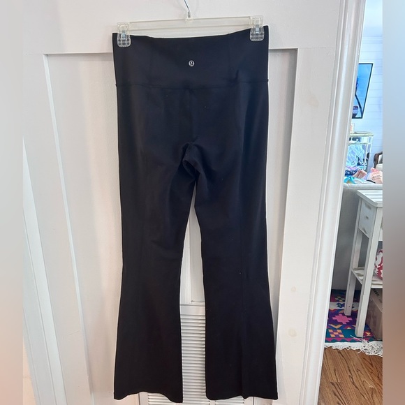 Lululemon black flare leggings size 10 - Picture 2 of 3